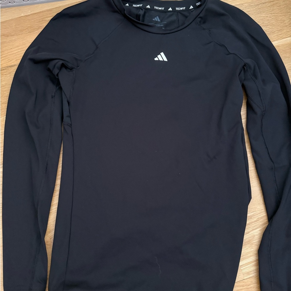 Adidas Black Long Sleeve Shirt for sports